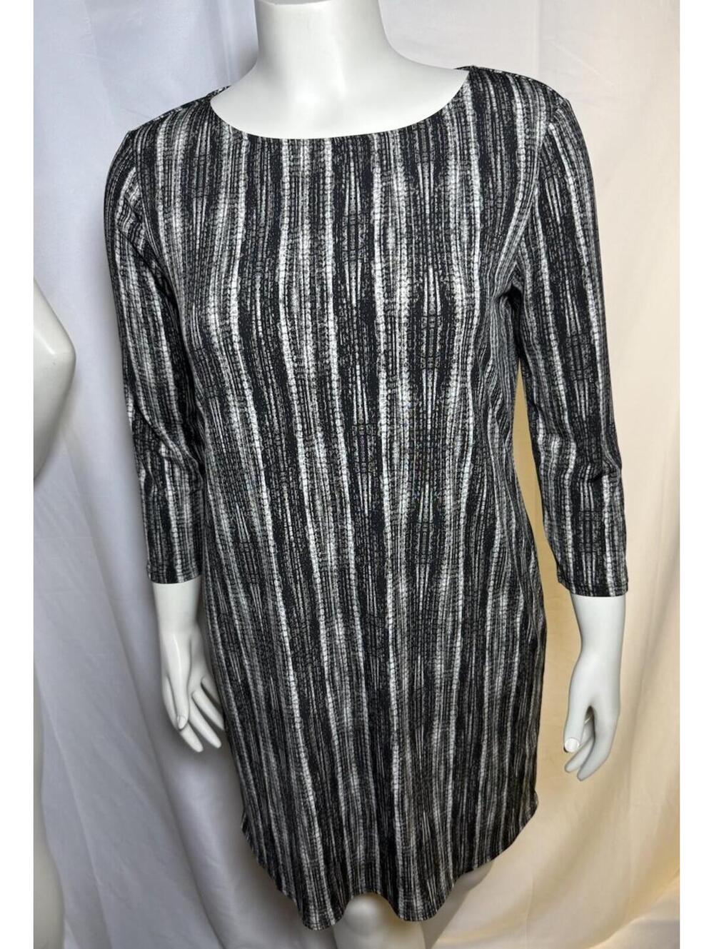 BCBG Max Azria Shift Dress 3/4 Sleeve Black White Stripe Career Chic Size Large